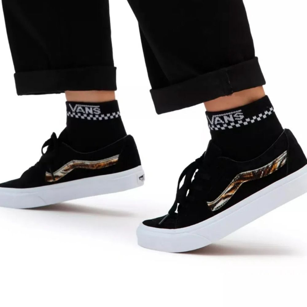 Vans Soft Suede SK8 Low Shoes - Picture 4 of 12